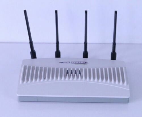 Borne WiFi Extreme Networks Altitude 3510 Point d'accès sans fil 15720  Extreme Networks   